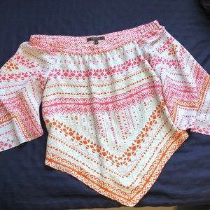 BCBG MaxAzria Women’s Small, Off the Shoulder Top